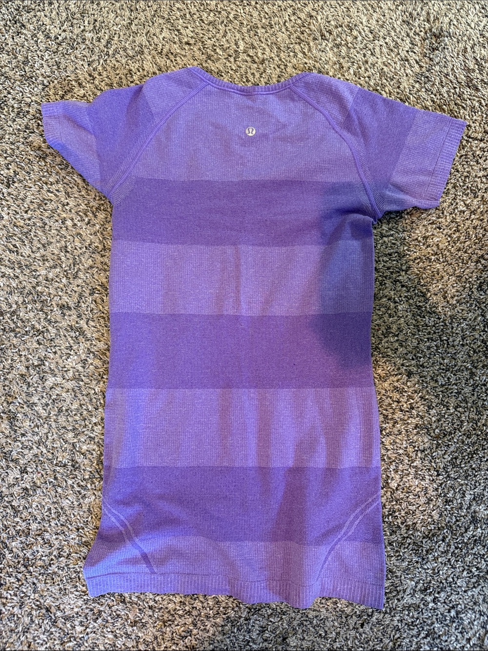 lululemon athletica Striped Purple Short Sleeve V-Neck Top - Picture 4 of 14